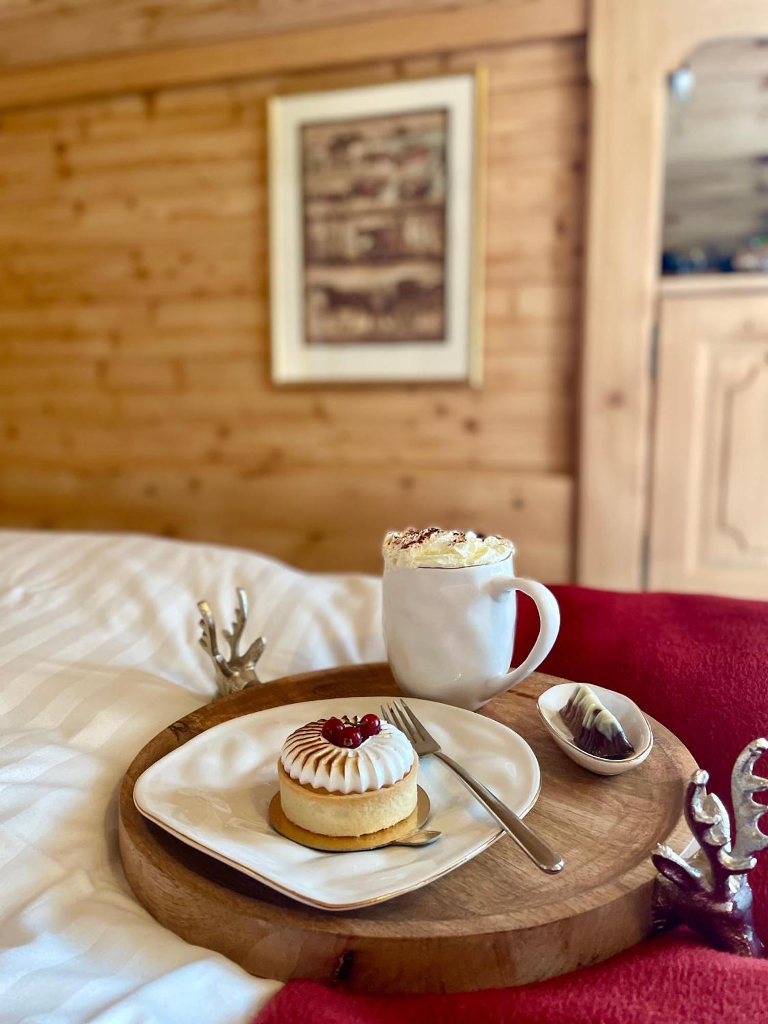 Residence Le Sapin & Bains De La Gruyere シャルメ エクステリア 写真