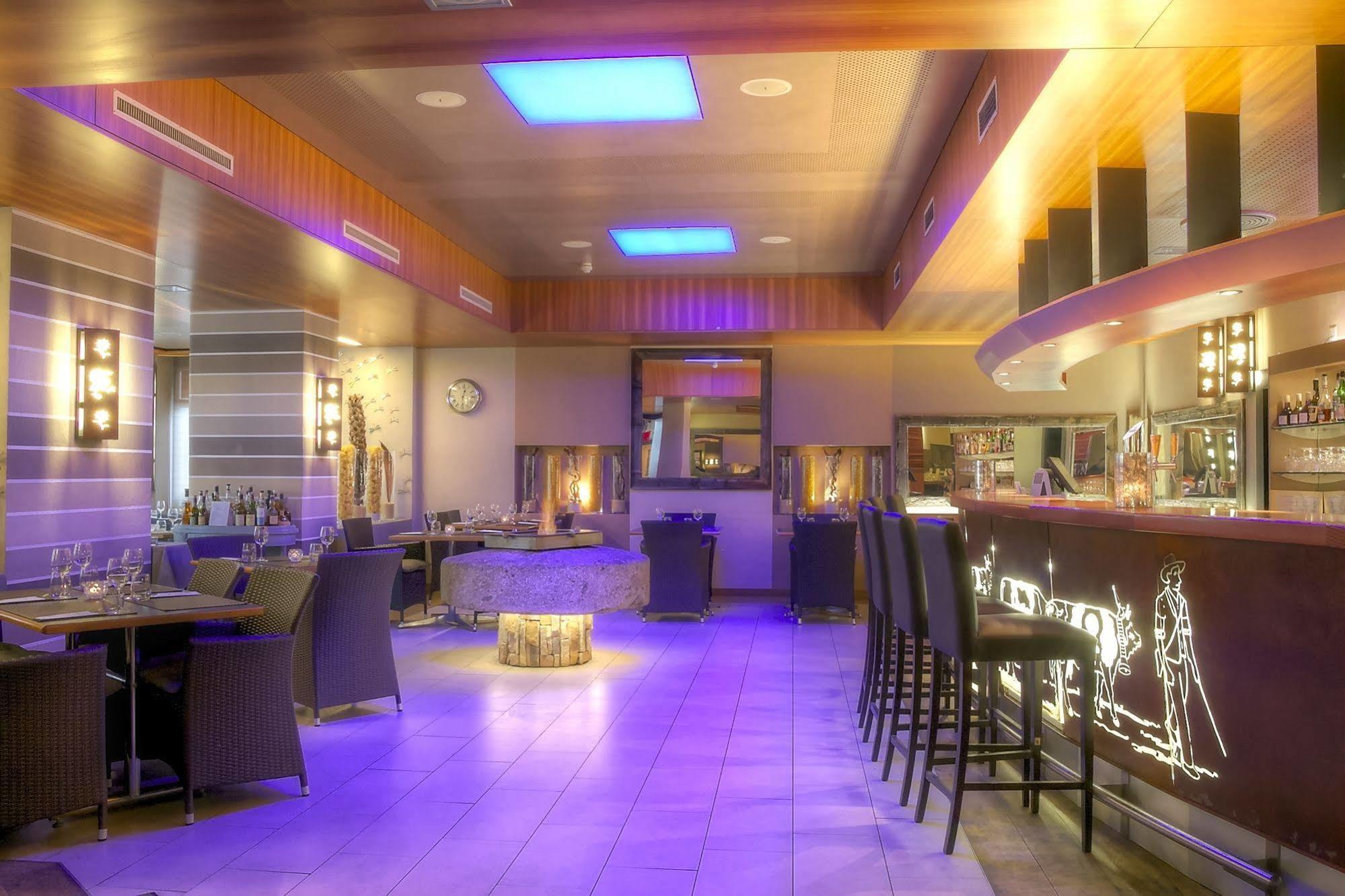 Residence Le Sapin & Bains De La Gruyere シャルメ エクステリア 写真